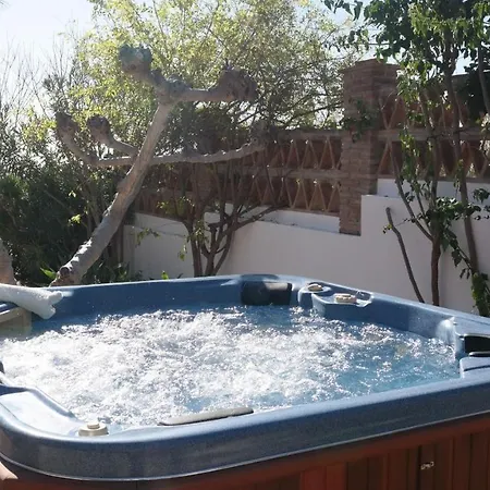 El Gavilan, * Frigiliana
